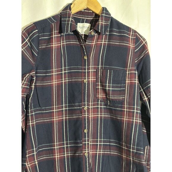 Abercrombie and Fitch Navy Plaid Flannel A&F Soft Collection Size Small - Picture 2 of 10
